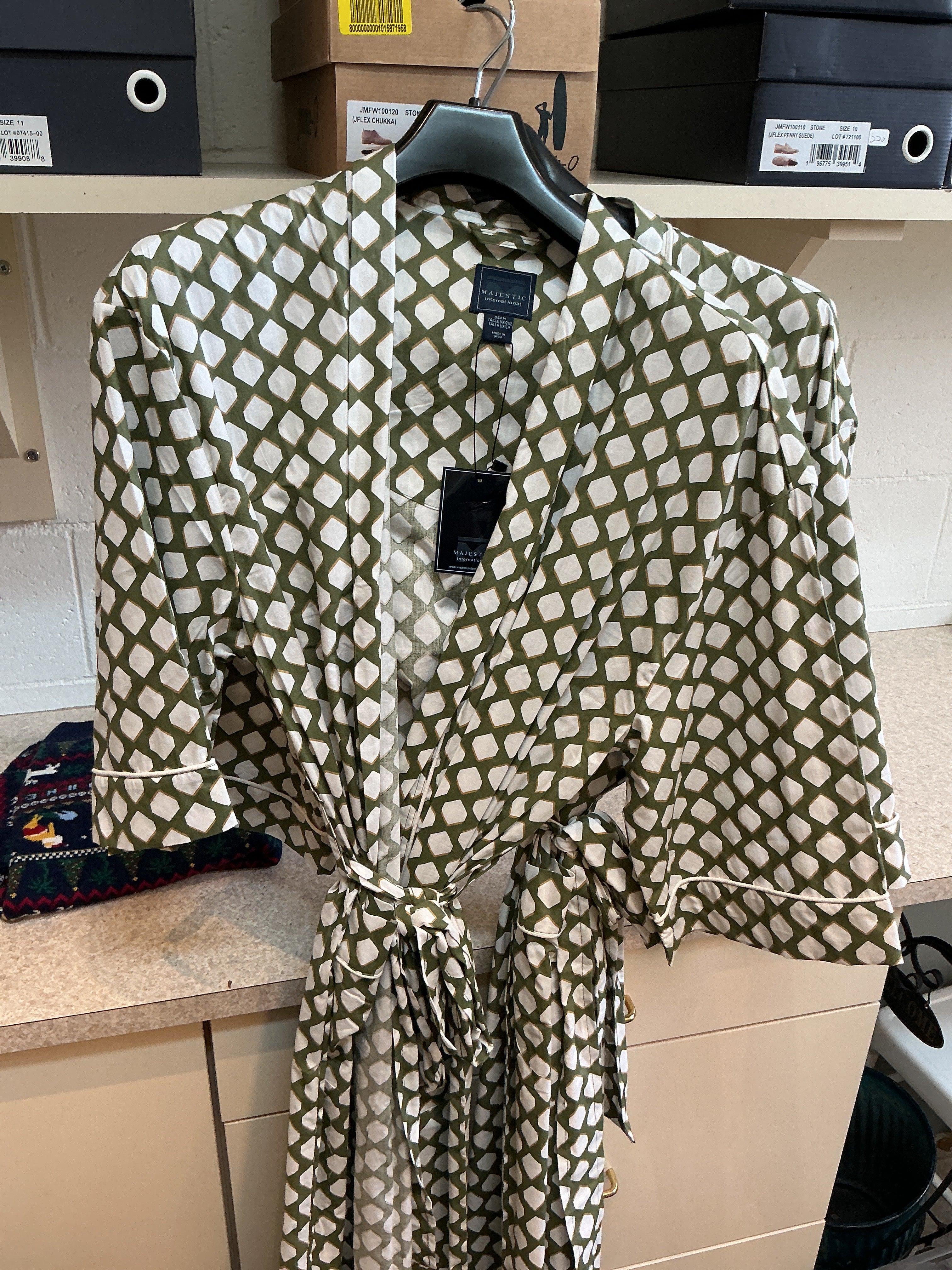 Majestic International Robe